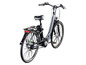 Een grijze elektrische fiets van het merk 