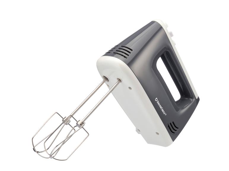 Een grijze en witte handmixer van Silvercrest.