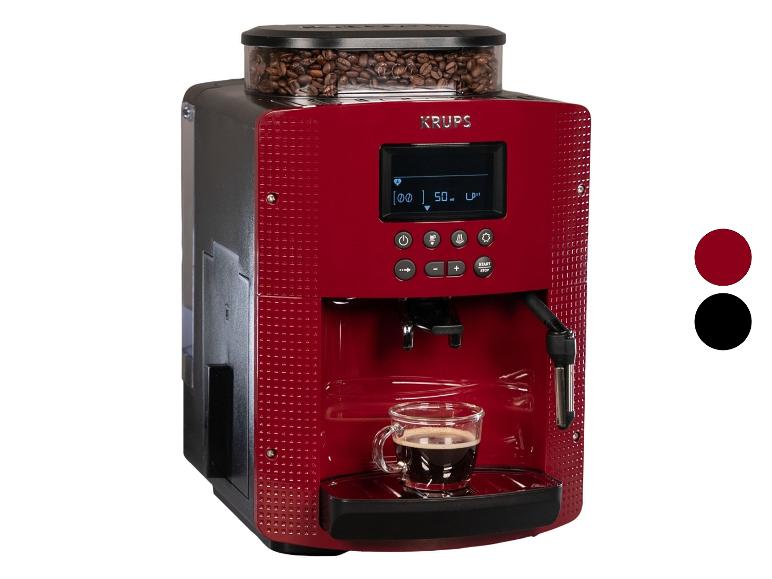 Rood koffiezetapparaat met koffiebonen, display en een kopje koffie