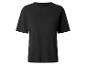 Zwart T-shirt met korte mouwen en ronde hals.