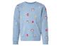 Blauwe sweater met patronen van ijsjes, donuts, cupcakes, hartjes en regenbogen.