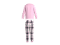 Roze top met lange mouwen en geruite pyjamabroek.
