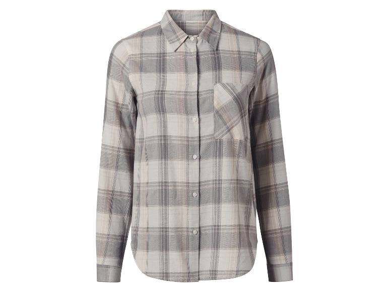 Grijs geruite damesblouse.