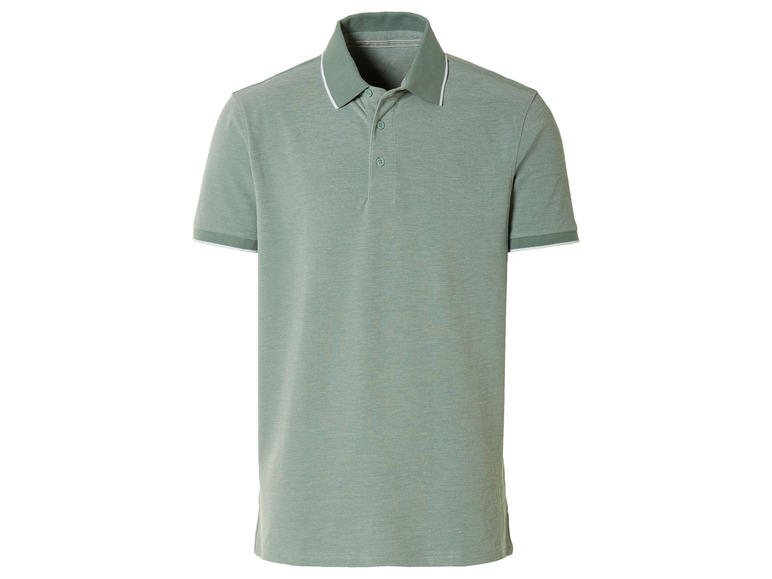 Een groene polo met witte accenten.