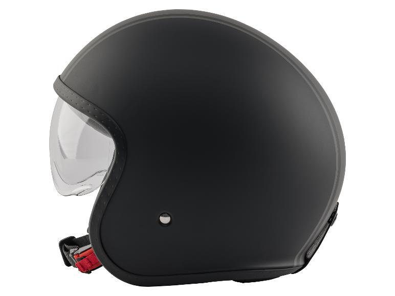 Zwarte motorhelm met een helder vizier en subtiele grijze strepen