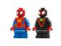 Twee LEGO Spider-Man minifiguren, één klassiek rood en blauw, één zwart en rood Miles Morales.