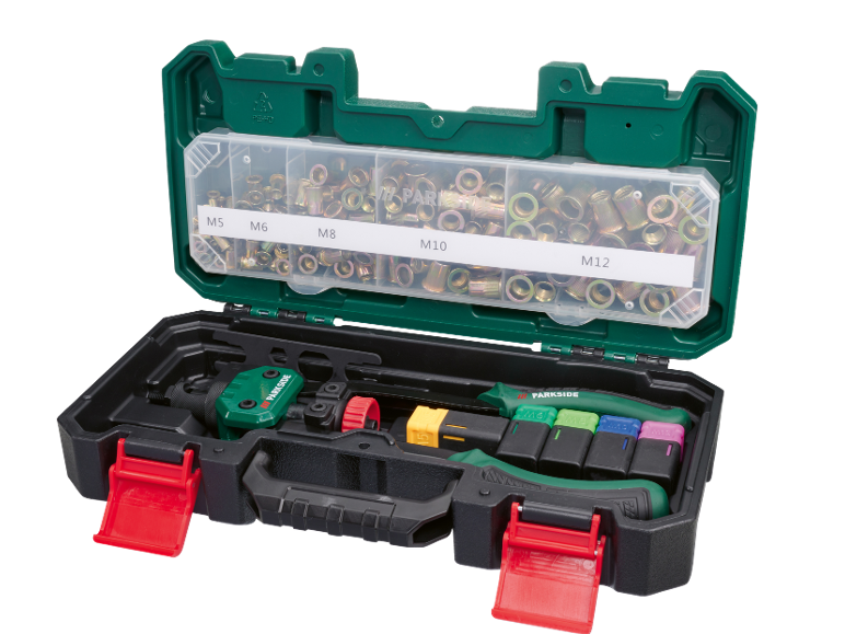 Parkside gereedschapskoffer met krimptang en klinknagels.