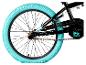Achterwiel en aandrijving van een zwarte BMX-fiets met turquoise banden.