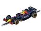 Carrera Red Bull speelgoedraceauto op de baan.