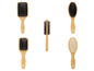 Drie houten haarborstels van Livarno, twee rechthoekig en één ovaal.