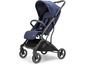 Een blauwe Bugaboo Cameleon 3 kinderwagen.