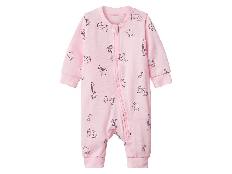Roze babyromper met wilde dierenprint.