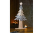 Grijze en beige vilten kerstboom met houten ster.