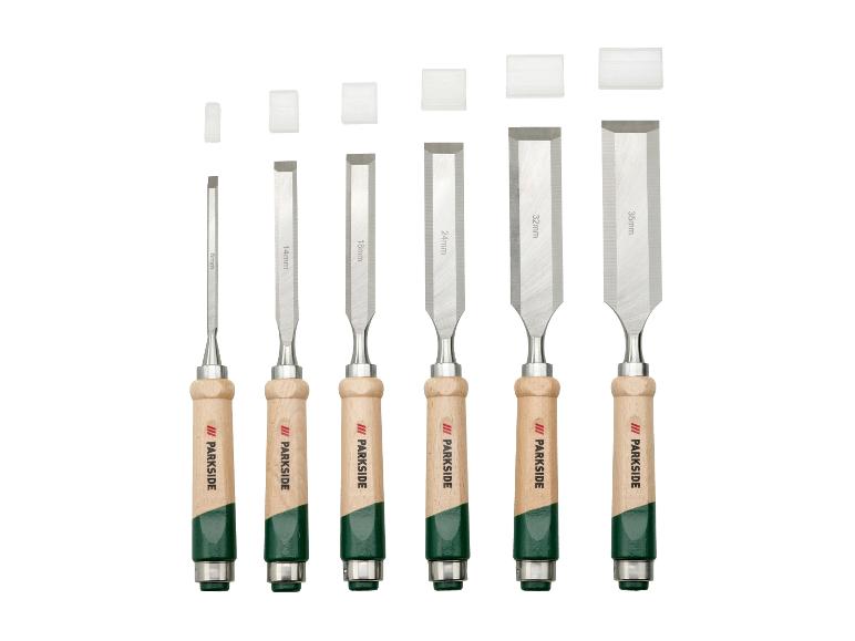 Parkside houtbeitelset van 6 mm tot 35 mm met houten handvatten en beschermkappen.
