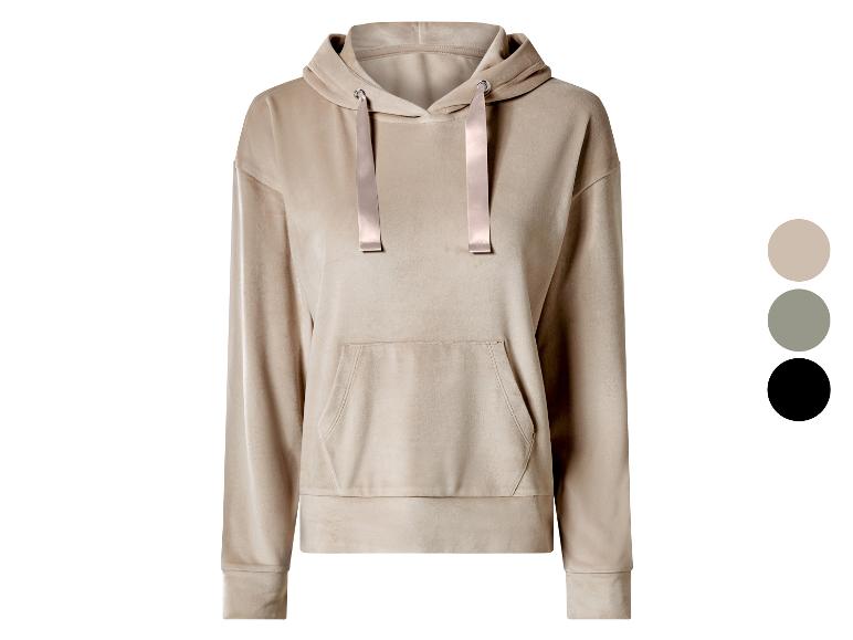 Beige velours hoodie met satijnen trekkoord en voorzak, met kleuropties.