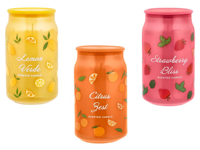 Drie geurkaarsen in potten: citroen, citrus en aardbei.