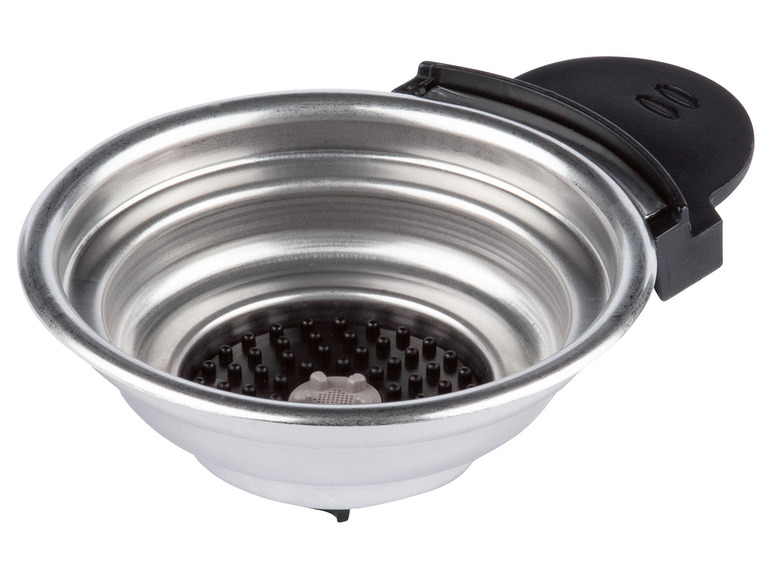 Een roestvrijstalen koffiefilter voor een espressomachine.