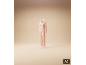 Roze trainingspak met hoodie en broek, zwevend tegen een beige achtergrond.