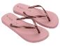 Paar roze teenslippers met metallic bruine bandjes, met een palmboomlogo en tekst.