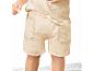 Beige babyset: t-shirt en korte broek.
