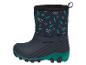 Kindersnowboots met donkerblauwe schacht, groene dennenbomen, sneeuwvlokken en de tekst 'WINTER HOLIDAY'.