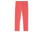 Een paar roze leggings.