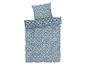 Lichtblauwe beddengoedset met bloemenprint.