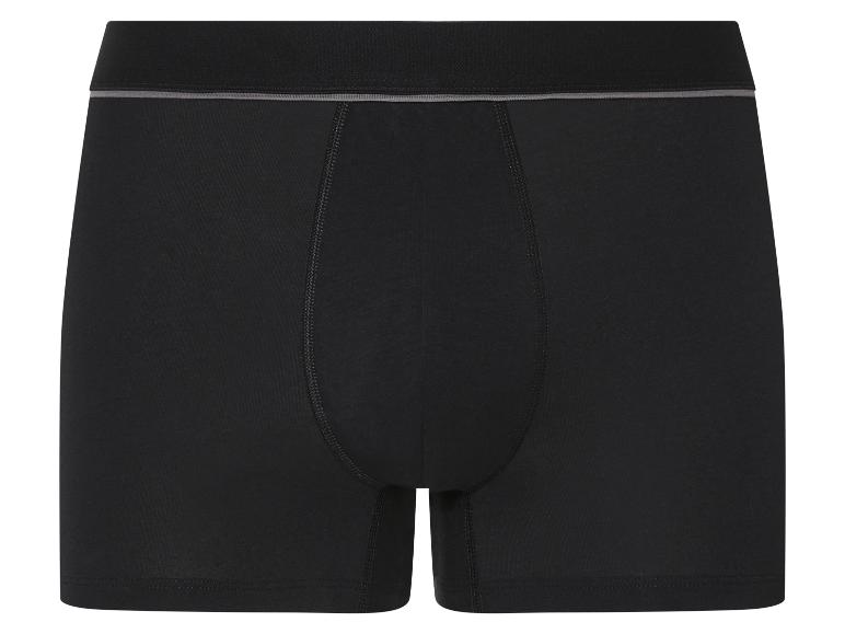 Een zwarte herenboxershort met een grijze streep op de tailleband.