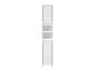 Witte badkamerkast met twee deuren en drie open planken.