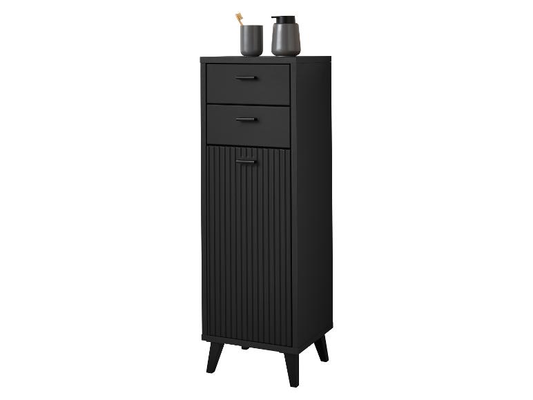 Zwarte badkamerkast met twee lades en een kast, met tandenborstelhouder en zeepdispenser.