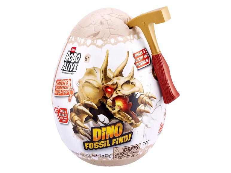 Robo Alive Dino Fossil Find ei met speelgoedhamer, met een dinosaurus schedel.