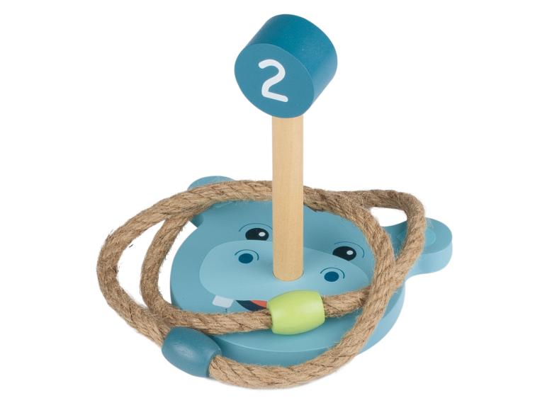 Een houten ringspellenset met touw voor kinderen, met een nijlpaardthema.