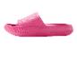Roze plateau slippers.