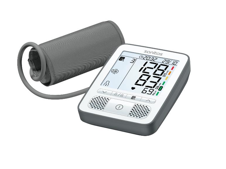 Digitale bloeddrukmeter met grijze manchet, toont tijd, datum en bloeddrukmetingen.