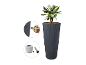 Hoge donkergrijze bloempot met kraan, montagedetails en groene plant.