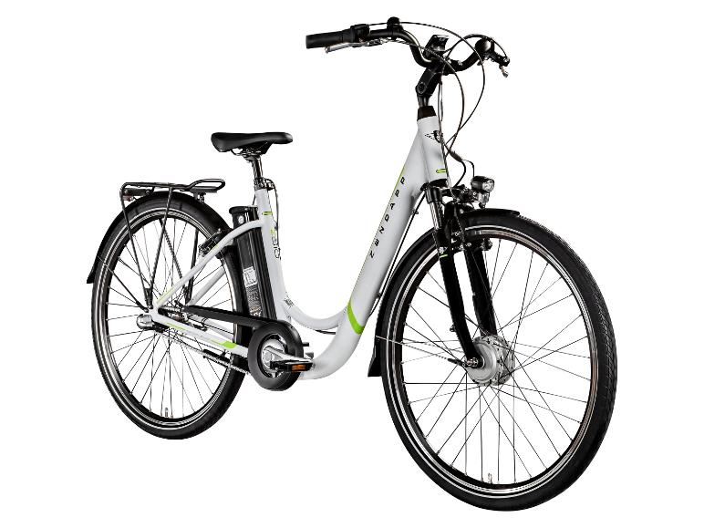 Witte Zündapp elektrische fiets met groene details en bagagedrager.