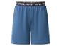 Blauwe pyjamashorts met elastische tailleband met de tekst 'ATHL. DPMT'.
