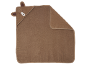 Bruine babyhanddoek met capuchon, met berengezicht en oren.
