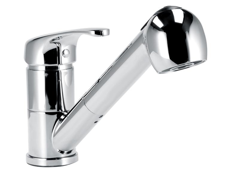 Chromen keukenkraan met uittrekbare sproeikop.