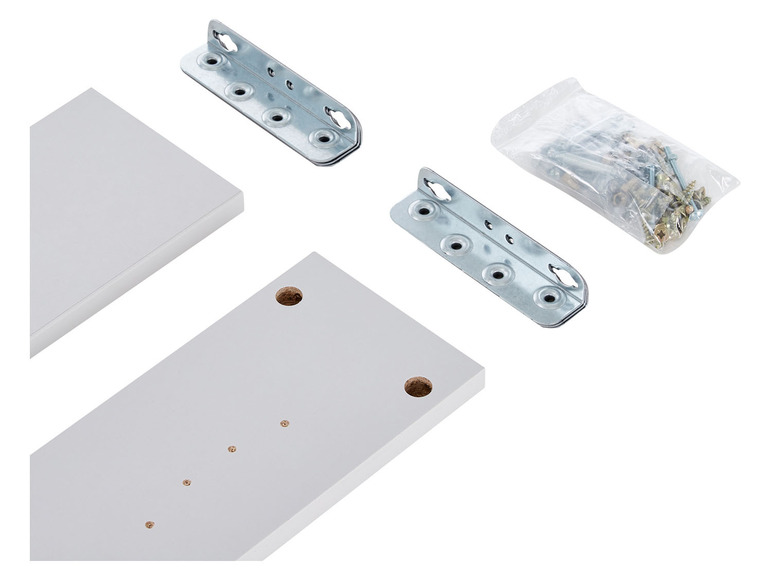 Twee witte planken met bevestigingsbeugels en schroeven
