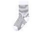 Witte sokken met horizontale zwarte strepen