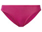 Een roze dames onderbroek.