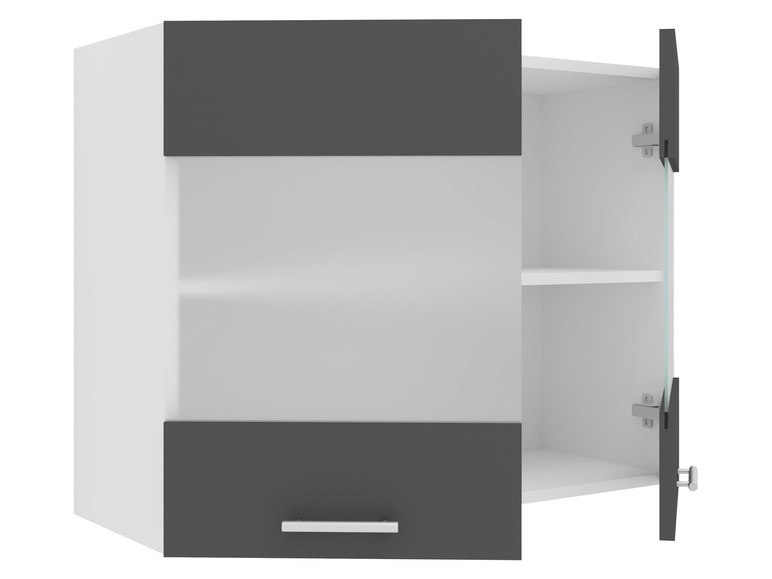 Een openstaande, grijze keukenkast met glazen deuren.