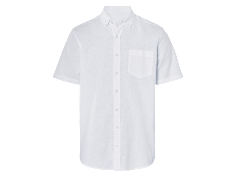 Wit linnen overhemd met korte mouwen.