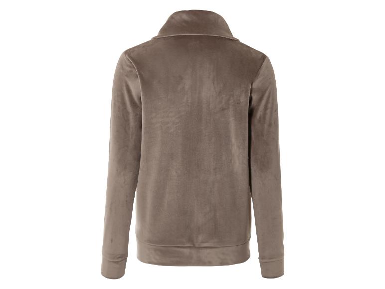 Een donkerbruine velours trui met lange mouwen