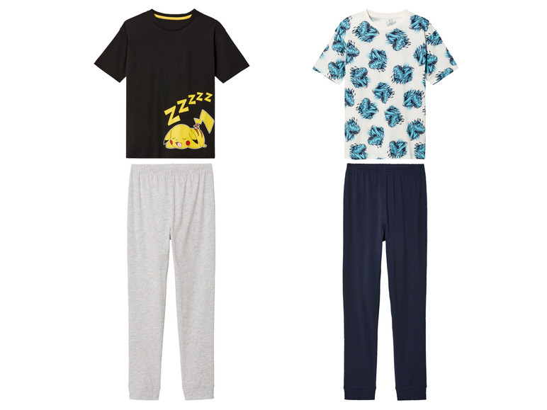 Twee sets pyjama's, een met Pikachu en een met dinosaurussen.