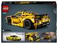 LEGO Technic 42205 Corvette modeldoos met autodetails en gamescreenshot.