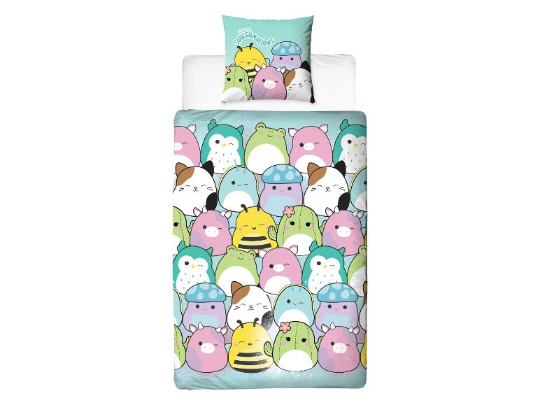 Beddengoedset met kussen en dekbed, met kleurrijke dierenfiguren en de tekst 'Original Squishmallows'.