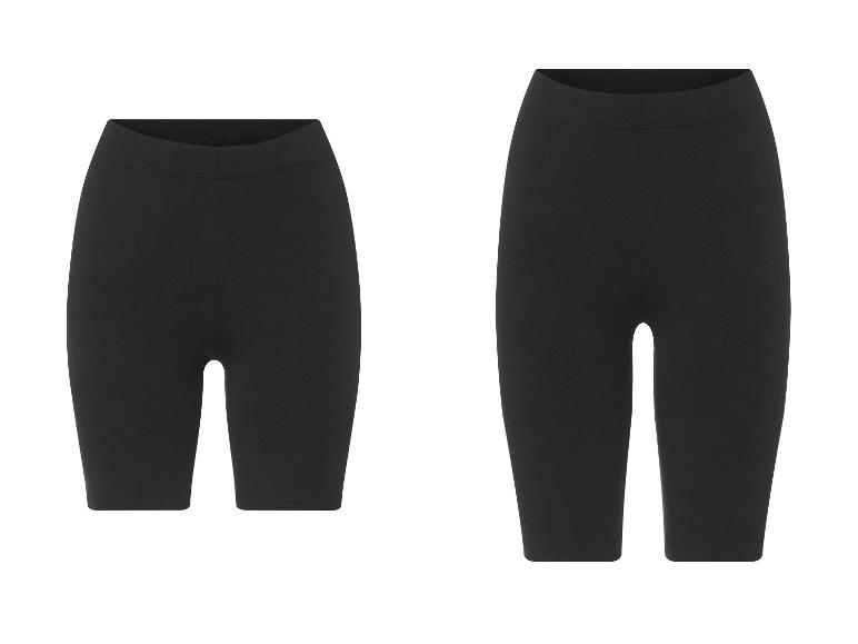 Zwarte fietsbroeken, verschillende maten.