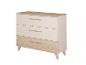 Ladekast met drie lades, met twee bovenste crèmekleurige lades en één onderste lade van licht hout